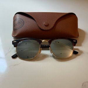 Women’s Ray-Ban Clubmaster sunglasses
